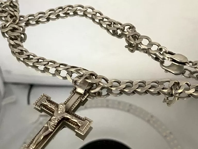 SREBRO - WYRÓB JUBILERSKI UŻYWANY ŁAŃCUCH Z KRZYŻYKIEM 925/39,76G