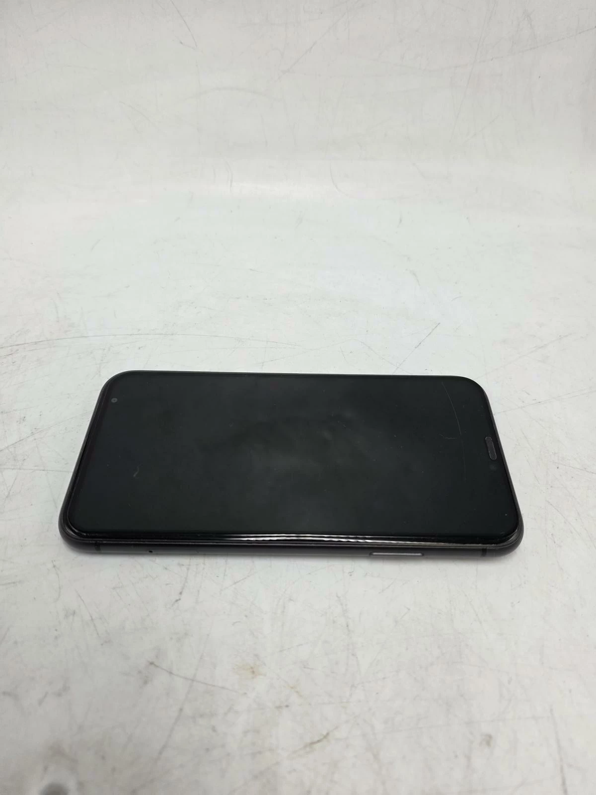 telefon-apple-iphone-11-464-gb-bat-serwis-76-wbudowana-pamiec-202869-214193