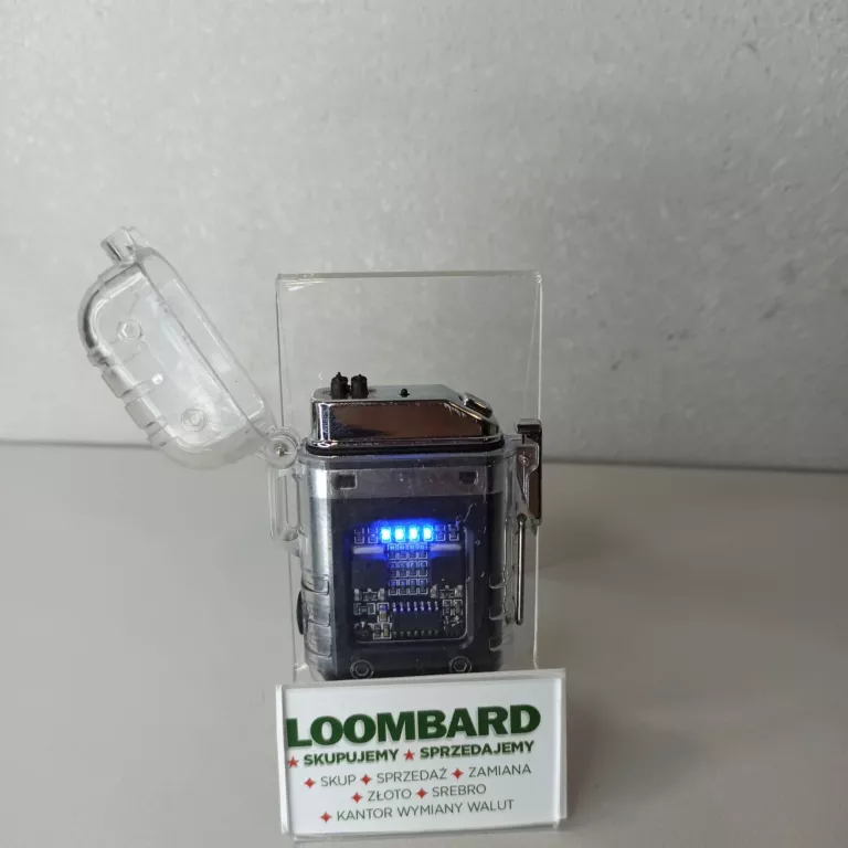 ZAPALNICZKA PLAZMOWA BADGER OUTDOOR Z LATARKĄ