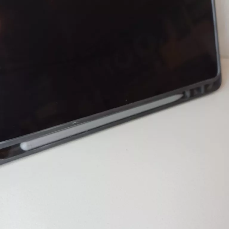 TABLET  GALAXY TAB S9 FE 5G / 128 GB / KOMPLET /