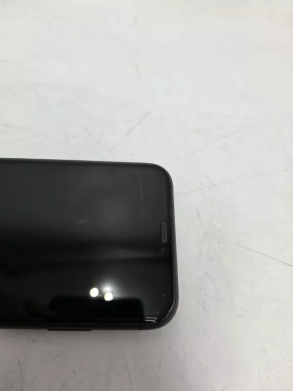 telefon-apple-iphone-11-464-gb-bat-serwis-76-pamiec-ram-202865-214121