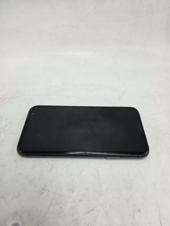 telefon-apple-iphone-11-464-gb-bat-serwis-76-wbudowana-pamiec-202869-214193
