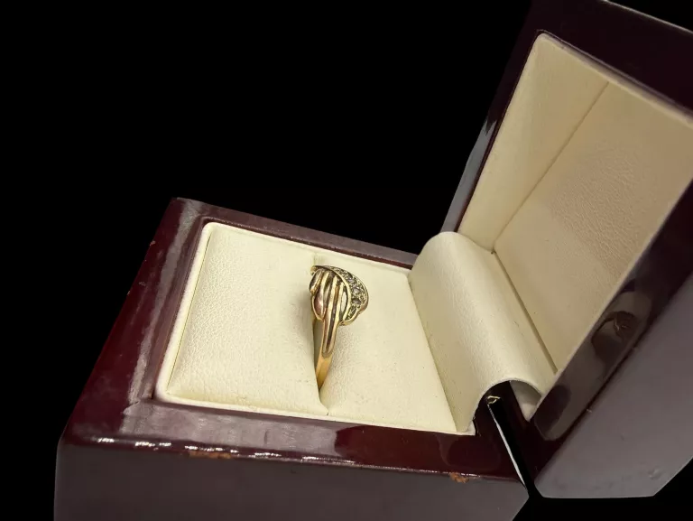 ZŁOTY PIERŚCIONEK 585