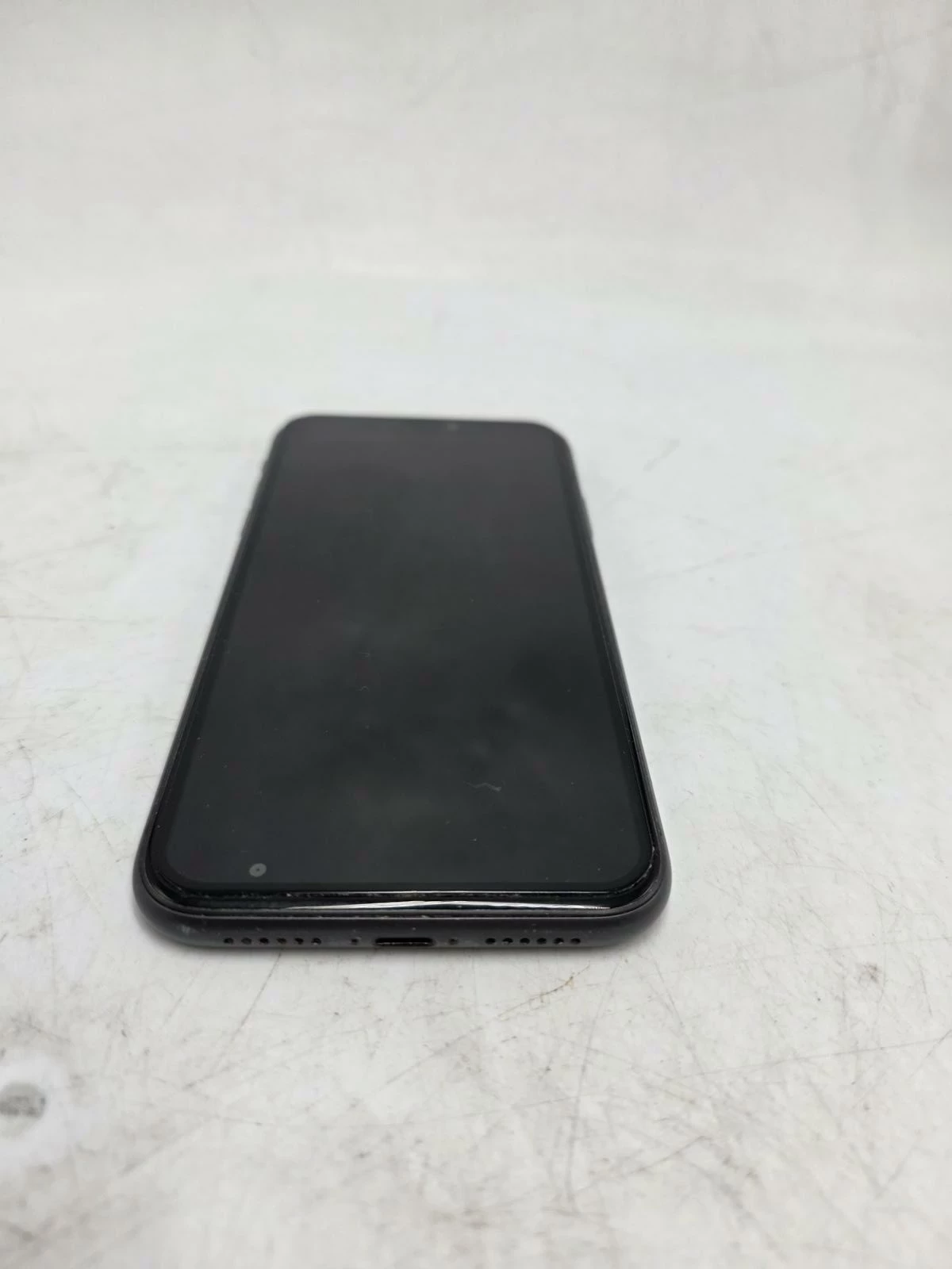 telefon-apple-iphone-11-464-gb-bat-serwis-76-system-operacyjny-4388-7