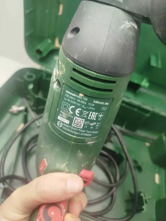 WIERATRKA BOSCH UNIVERSAL 700