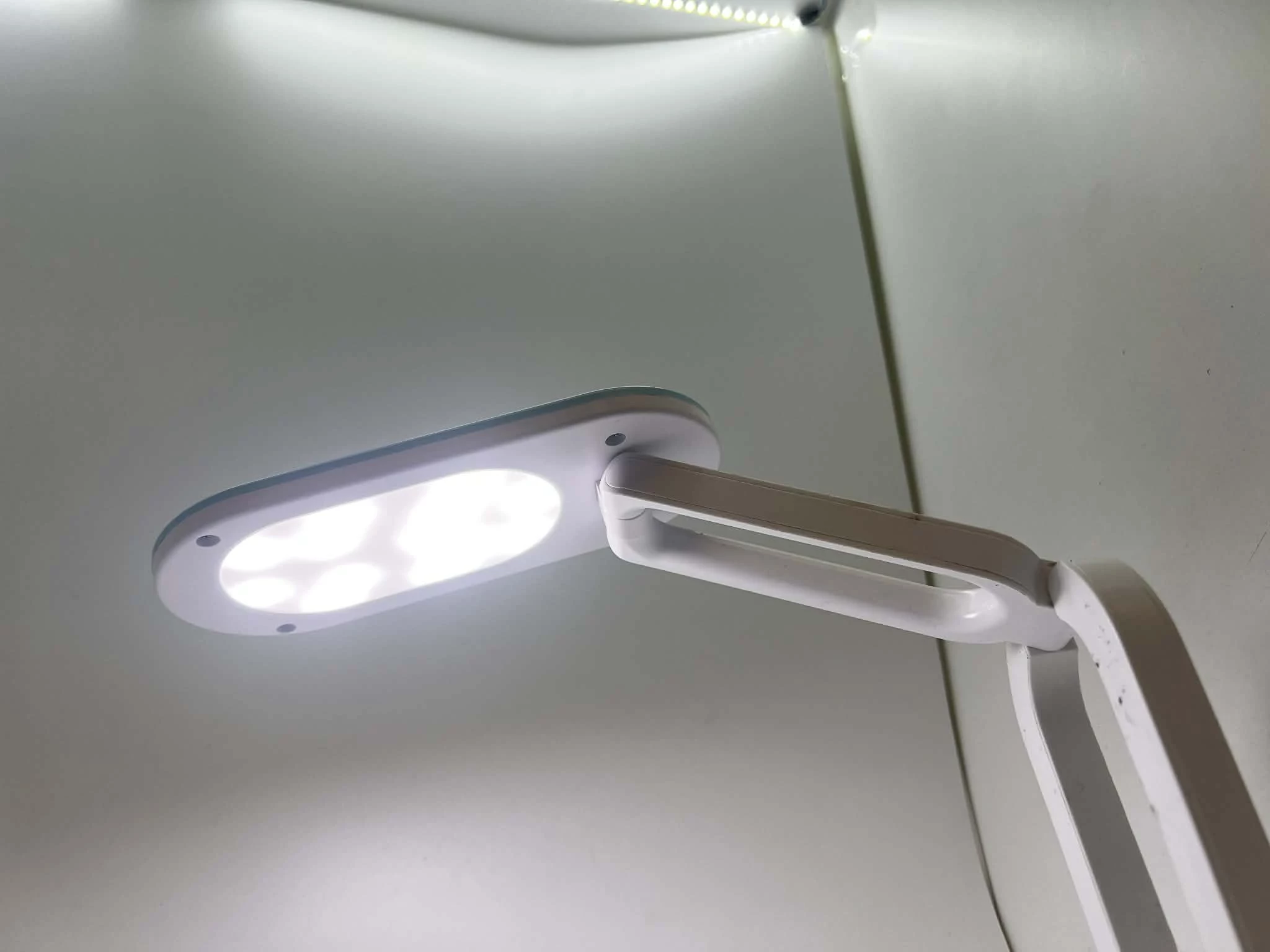 lampka-biurkowa-led-ladowanie-na-typ-c-regulacja-kolorow-kolor-11484-2