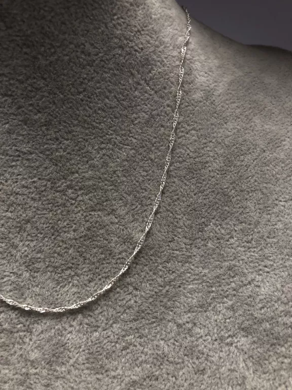 SREBRO - WYRÓB JUBILERSKI UŻYWANY SREBRNY ŁAŃCUSZEK 925 1,52G