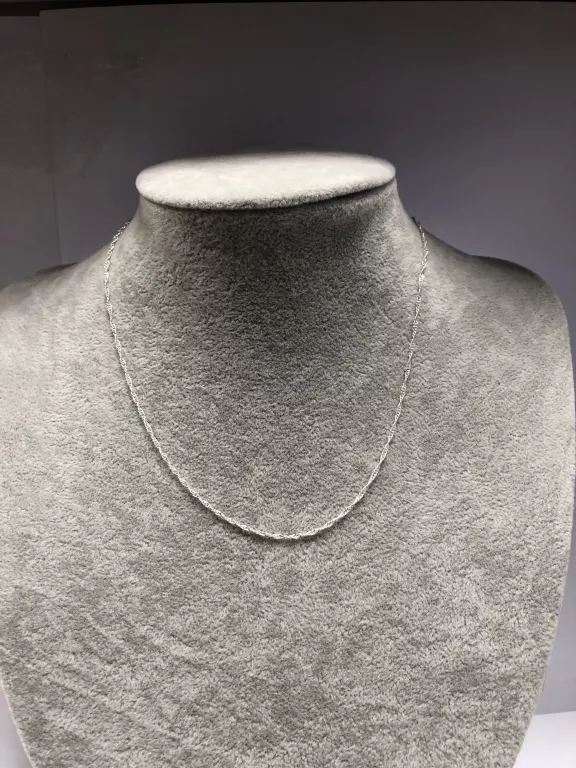 SREBRO - WYRÓB JUBILERSKI UŻYWANY SREBRNY ŁAŃCUSZEK 925 1,52G