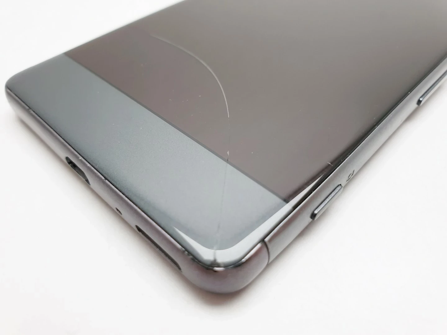 telefon-sony-xperia-xa-f3111-stan-11323-2