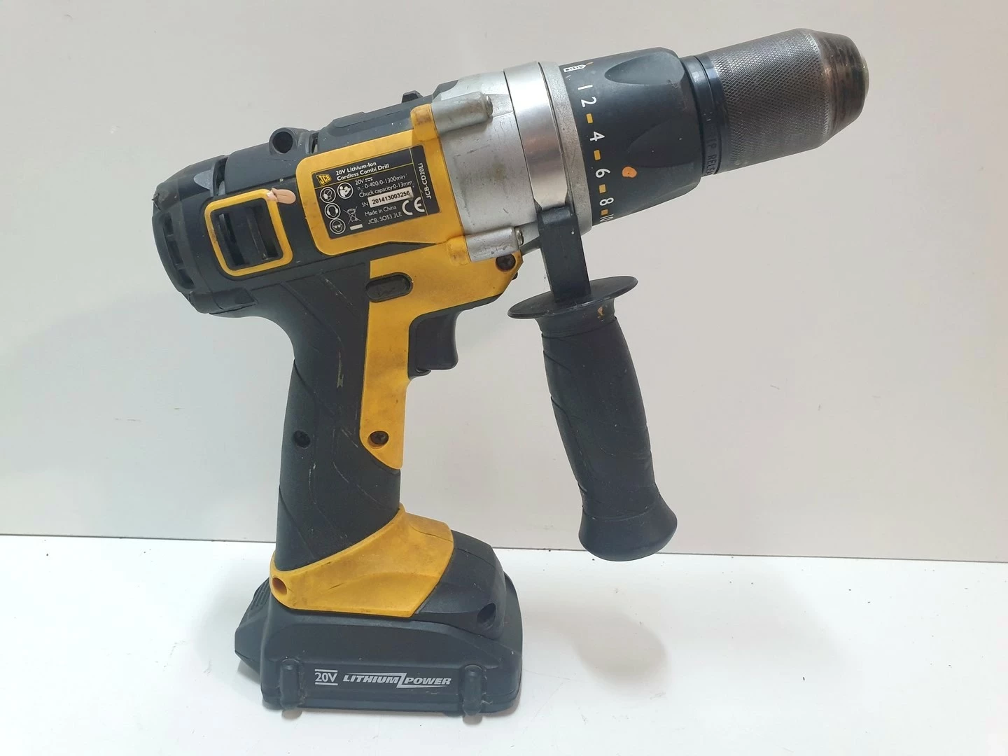 wkretarka-jcb-cd20li-20v-2aku-walizka-rodzaj-silnika-204657-221321