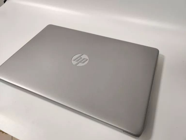 hp-250-g9-intel-n45008gb256ssd-rodzaj-karty-graficznej-1234-1