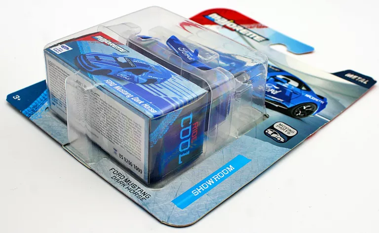 model-auta-majorette-showroom-ford-mustang-dark-horse-marka-248811-1952477