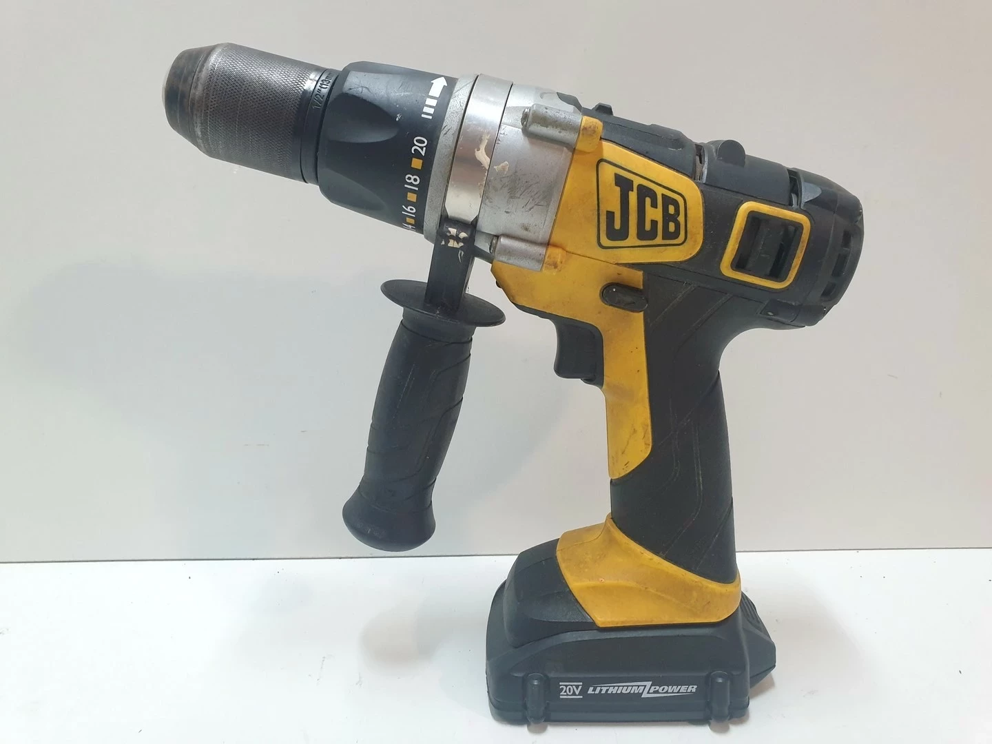 wkretarka-jcb-cd20li-20v-2aku-walizka-napiecie-v-128551-307721