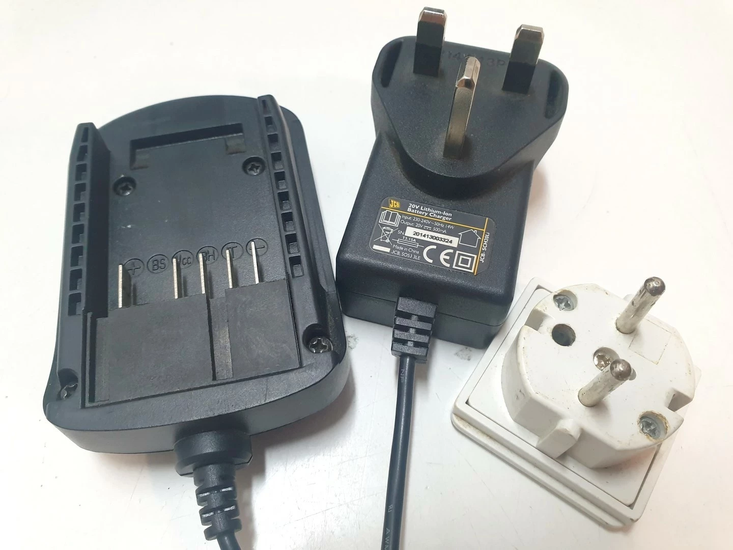 wkretarka-jcb-cd20li-20v-2aku-walizka-ean-gtin-5052931909094