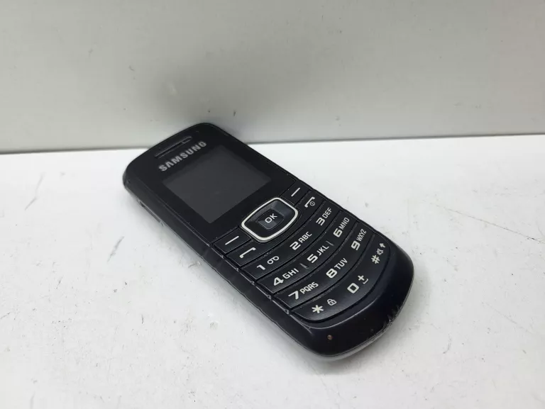 TELEFON  SAMSUNG GT-E108W