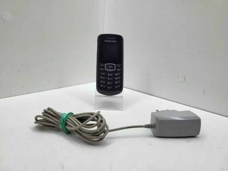 TELEFON  SAMSUNG GT-E108W