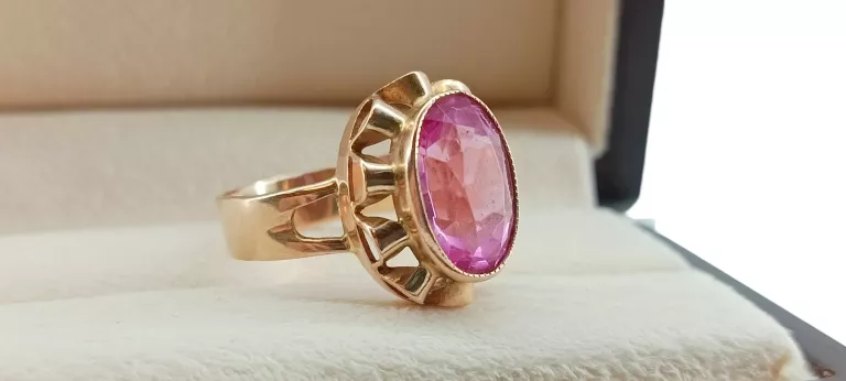 ZŁOTY PIERŚCIONEK VINTAGE Z RÓŻOWYM OCZKIEM P.585 6,35