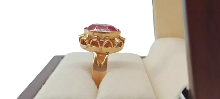 ZŁOTY PIERŚCIONEK VINTAGE Z RÓŻOWYM OCZKIEM P.585 6,35