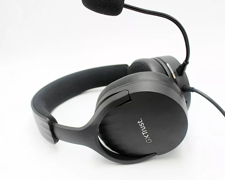 NAUSZNE SŁUCHAWKI TRUST GXT 490 FAYZO CZARNE Z MIKROFONEM