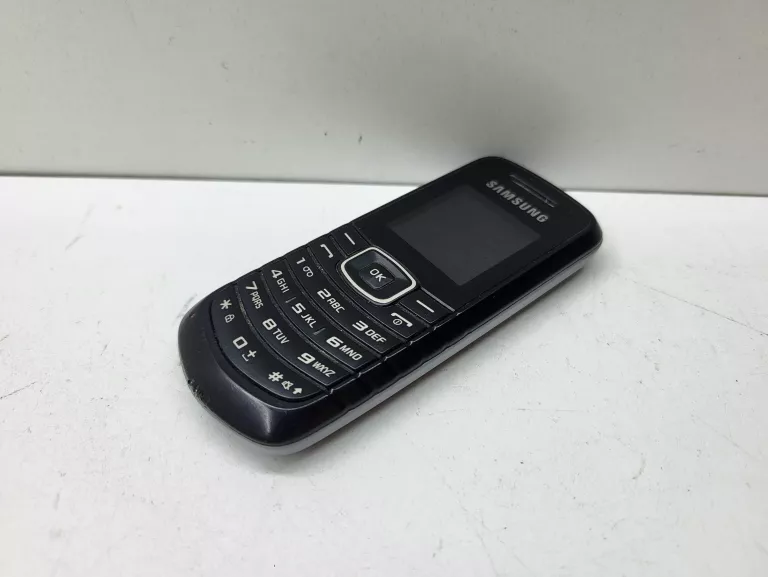 TELEFON  SAMSUNG GT-E108W