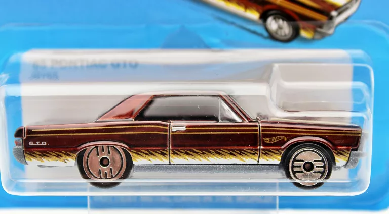 AUTKO HOT WHEELS ULTRA HOTS '65 PONTIAC GTO 6/8 2025 HDG52