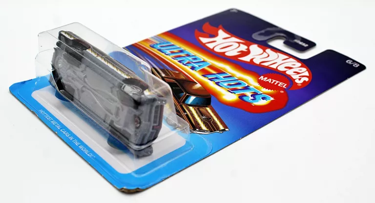 AUTKO HOT WHEELS ULTRA HOTS '65 PONTIAC GTO 6/8 2025 HDG52