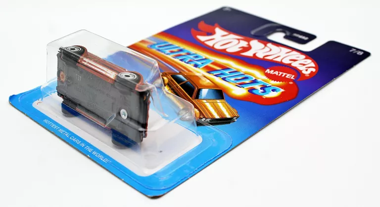 AUTKO HOT WHEELS ULTRA HOTS '81 TOYOTA STARLET KP61 7/8 2025 HDG52