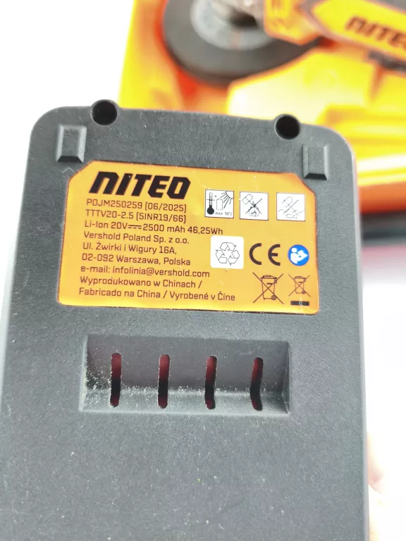 SZLIFIERKA WIELOFUNCYJNA POJM250239 PLUS AKU WALIZKA