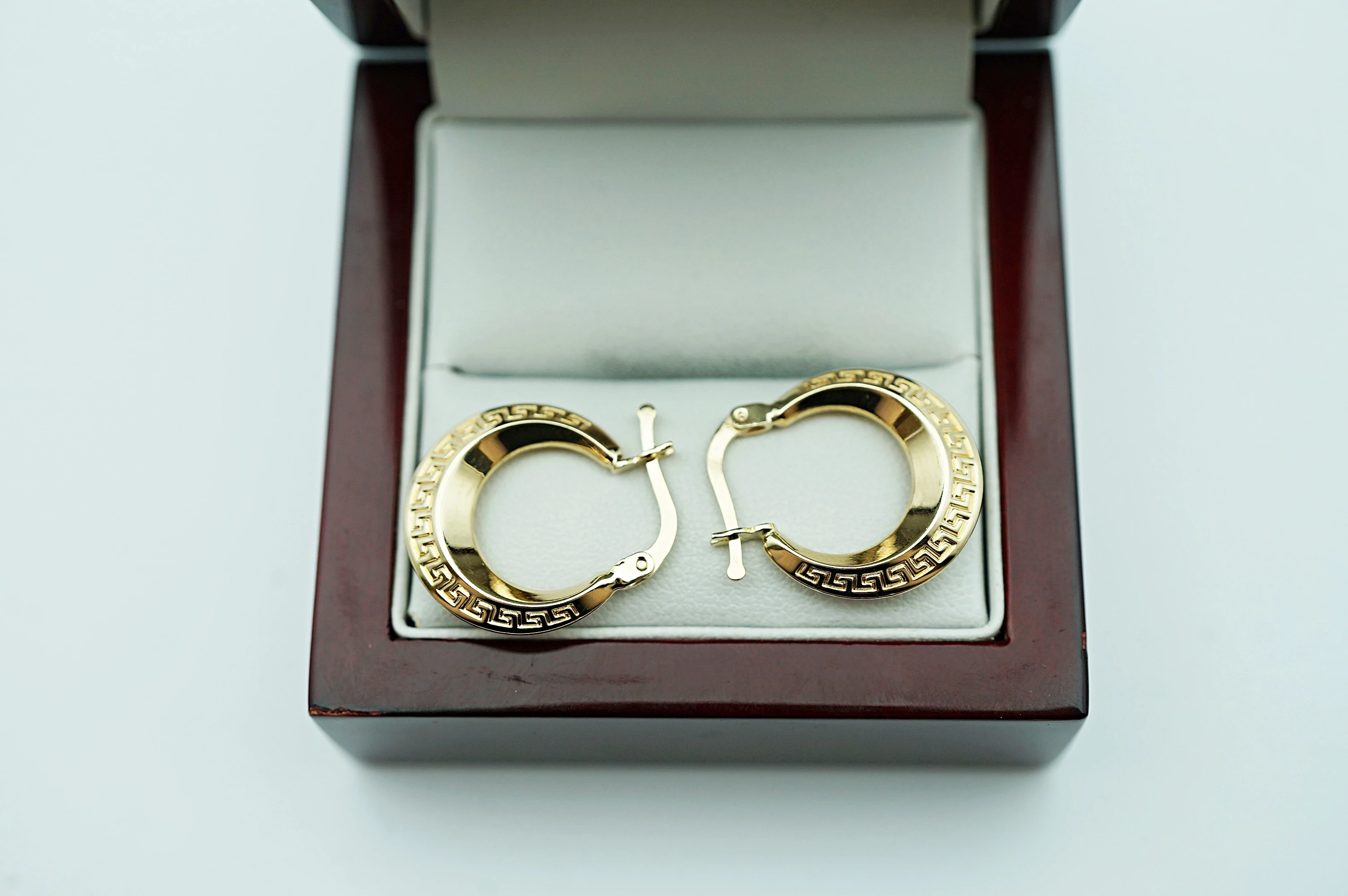 zlote-wiszace-kolczyki-kola-wzor-grecki-585184gzatrzask-rodzaj-2205-2