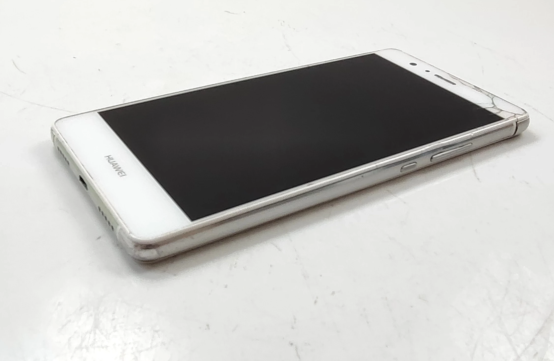 telefon-huawei-p9-lite-opis-kod-producenta-vns-l21