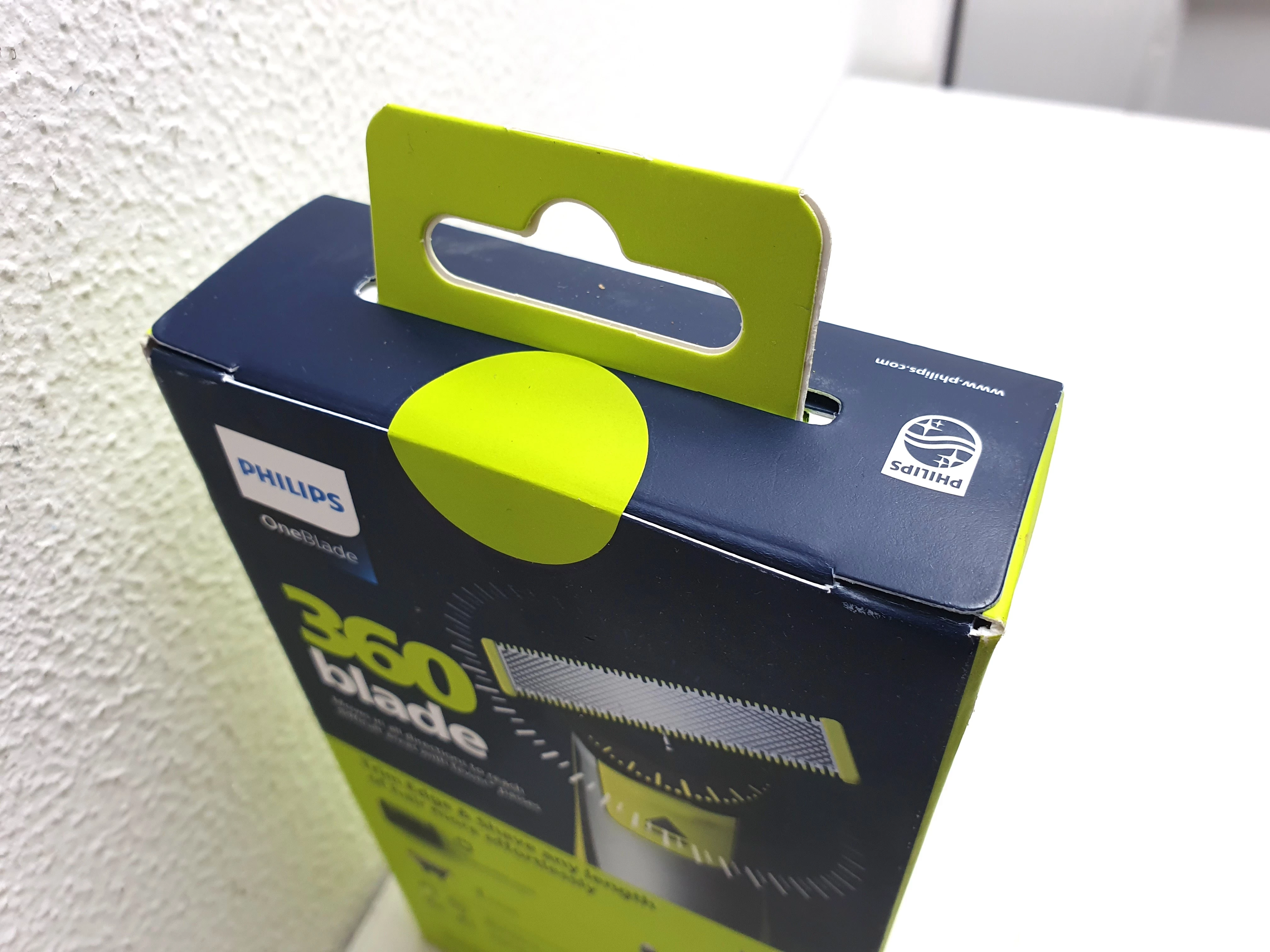 golarka-philips-oneblade-360-maszynka-do-zarostu-trymer-marka-248811-951212