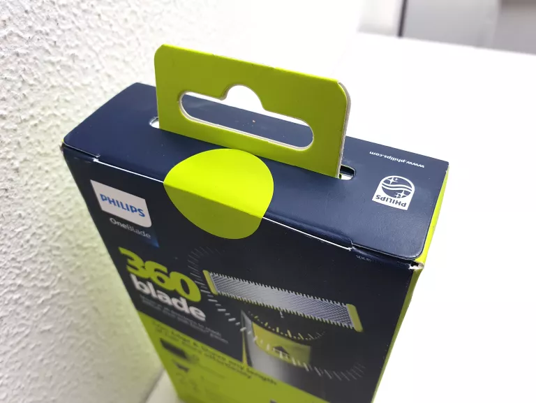 GOLARKA PHILIPS ONEBLADE 360 MASZYNKA DO ZAROSTU TRYMER