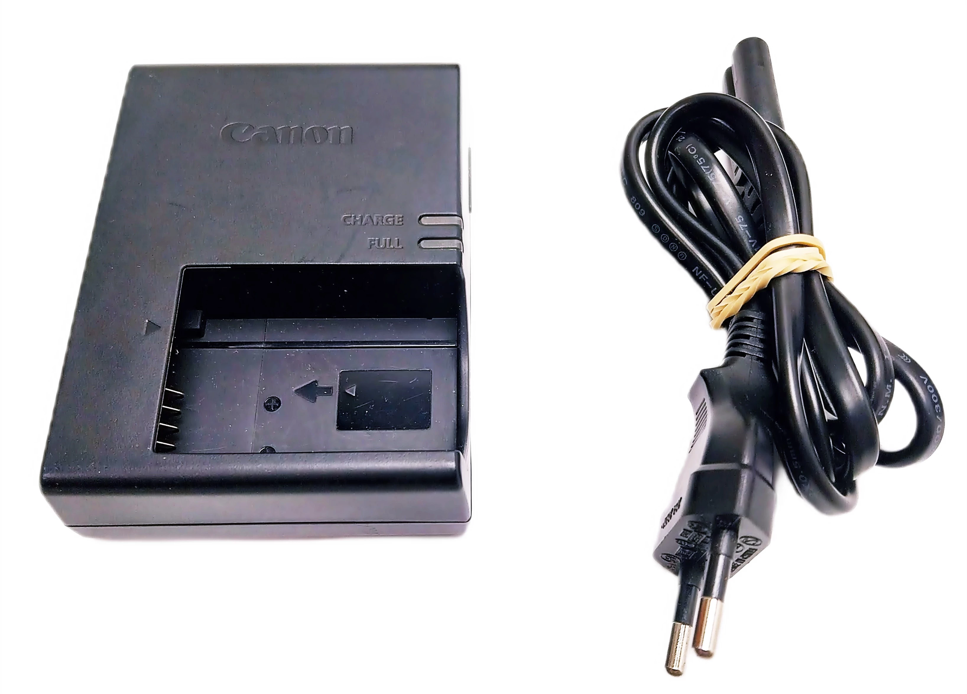 canon-eos-200d-obiektyw-18-55mm-przebieg-3742-stan-11323-2