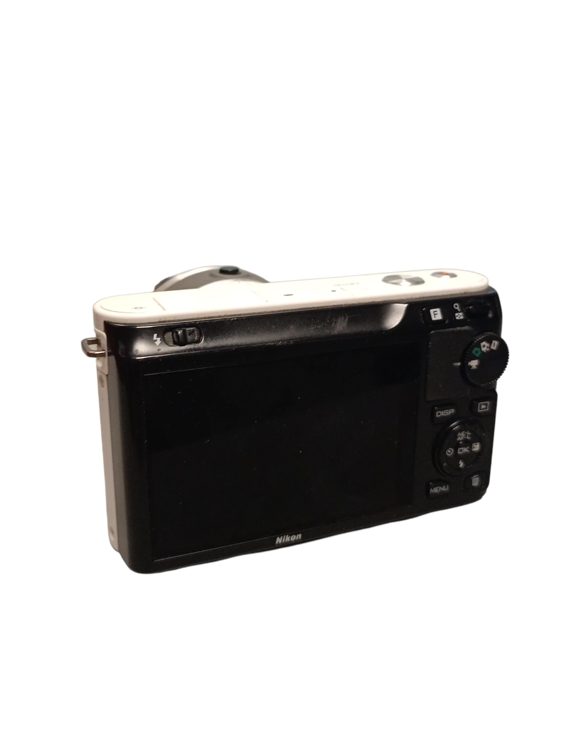 nikon-1-j3-z-obiektywem-nikkor-10-30-rozdzielczosc-1000