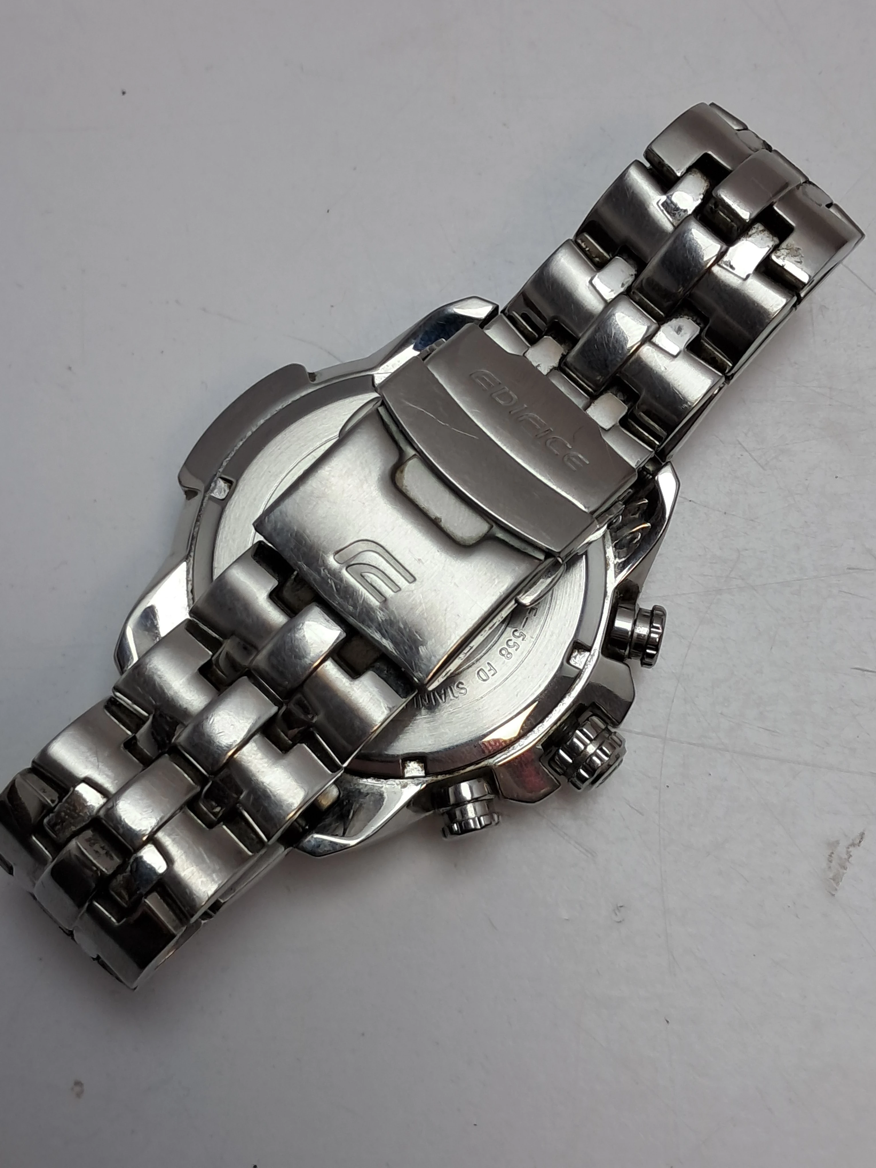 zegarek-edifice-casio-ef-558-material-paska-129219-10