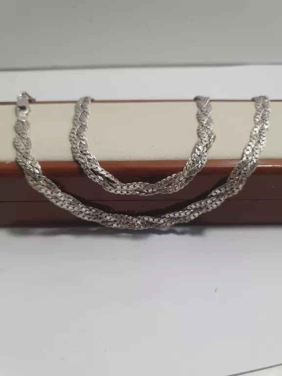 SREBNY  ŁAŃCUSZEK  21,4 G 925