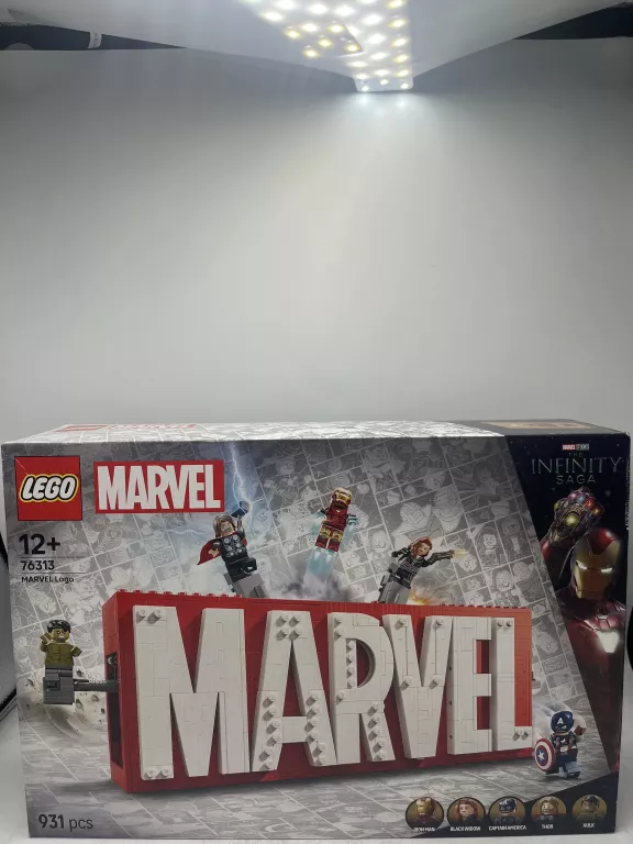 LEGO SUPER HEROES 76313 LOGO MARVEL Z MINIFIGURKAMI
