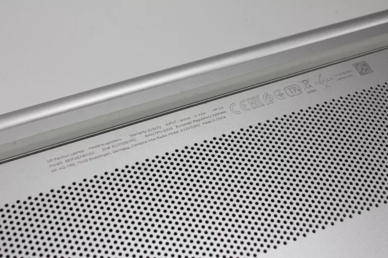 LAPTOP HP PAVILION 15-EG0052NW