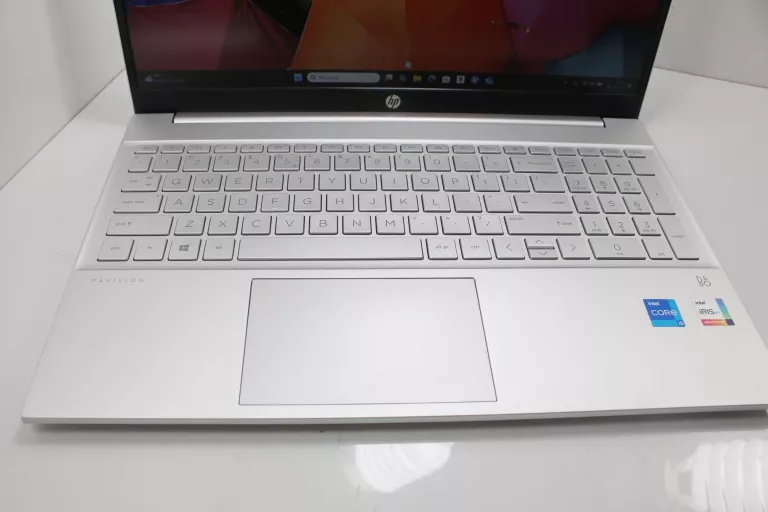 LAPTOP HP PAVILION 15-EG0052NW