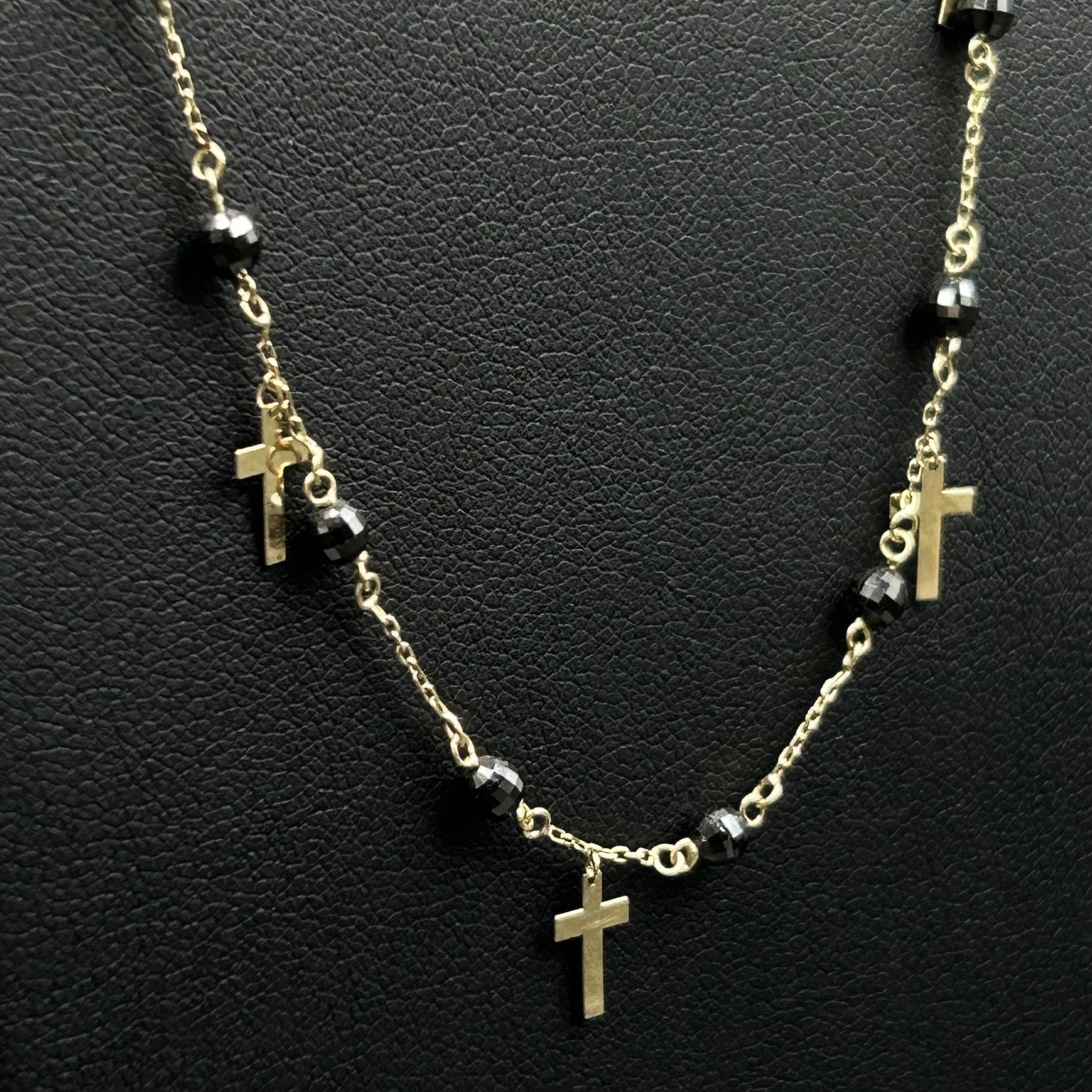 zlota-celebrytka-z-czarnymi-koralikami-i-krzyzykami-58514k238-g43-cm-stan-11323-1