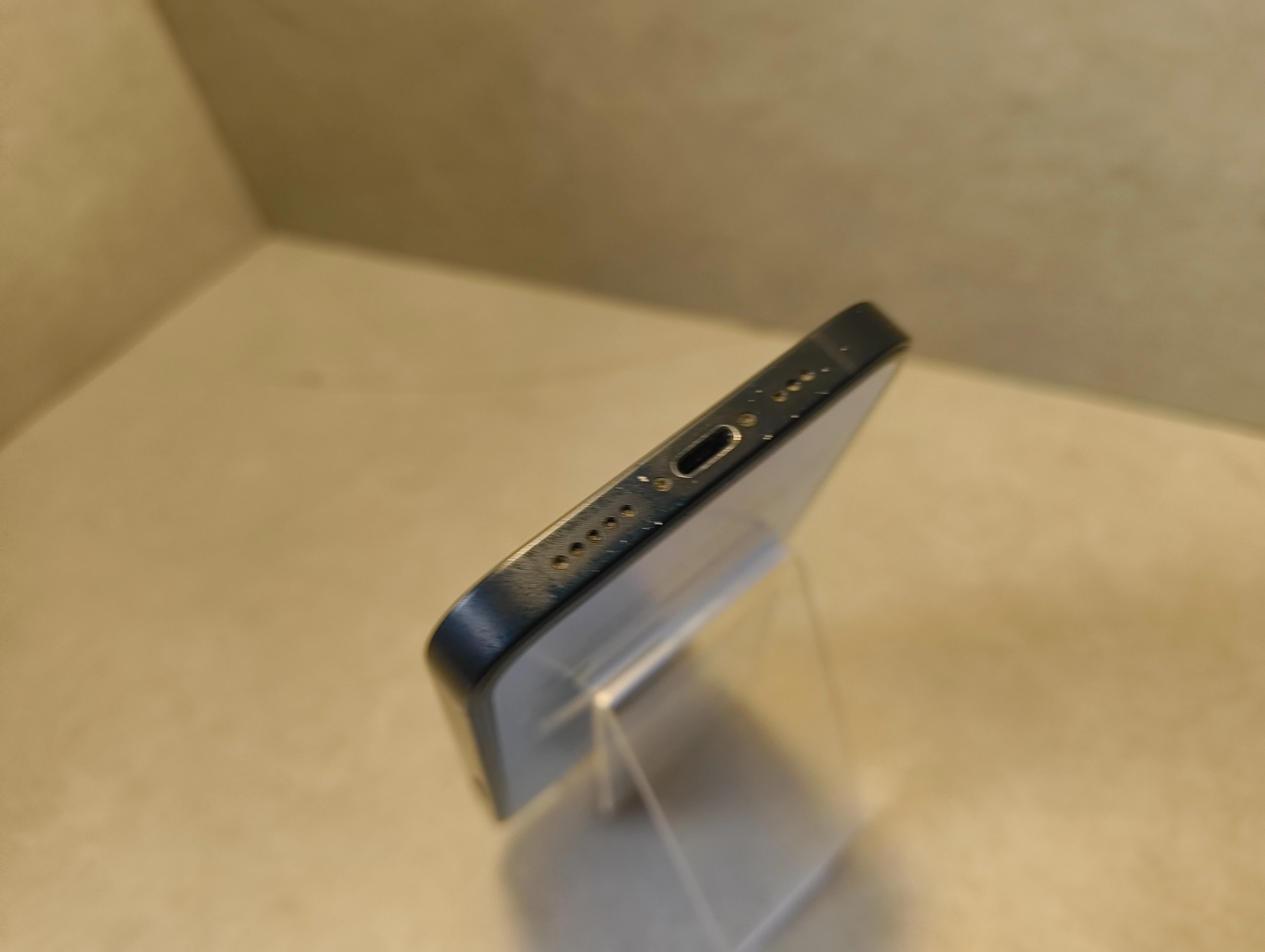 telefon-iphone-14-128gb-78-wbudowana-pamiec-202869-214189