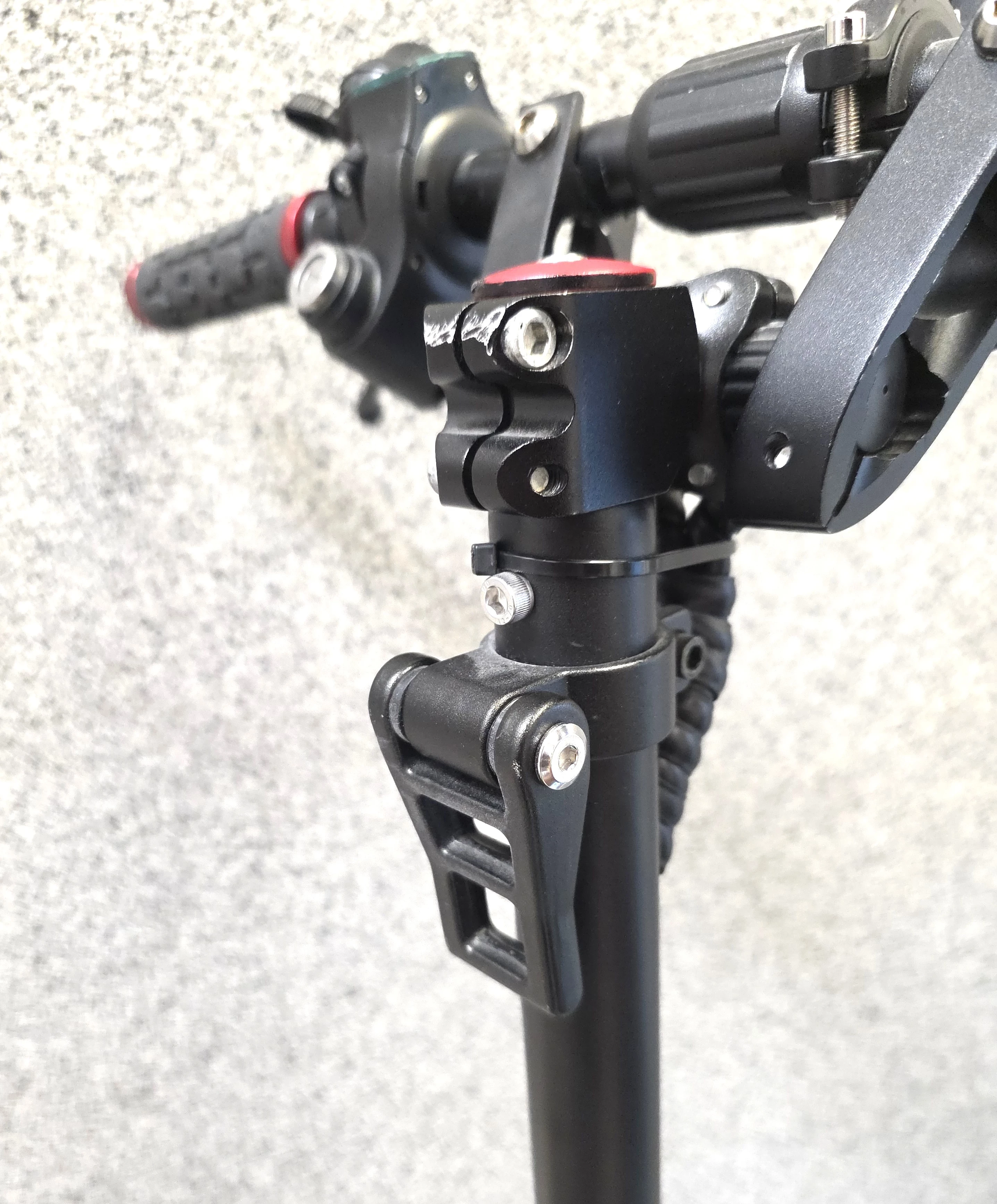 hulajnoga-elektryczna-motus-10-sport-pro-2021-rok-uszkodzona-moc-silnika-200000