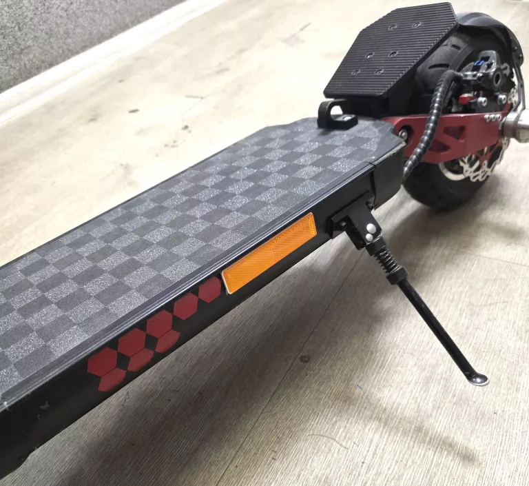 hulajnoga-elektryczna-motus-10-sport-pro-2021-rok-uszkodzona-predkosc-maksymalna-2000