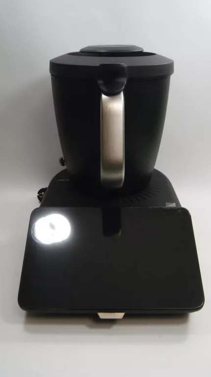 robot-kuchenny-vorwerk-thermomix-tm7-igla-folia-czarny-2000w-akcesoria-rodzaj-regulacji-obrotow-206762-228670