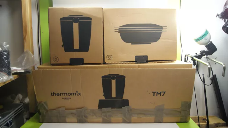 robot-kuchenny-vorwerk-thermomix-tm7-igla-folia-czarny-2000w-akcesoria-marka-248811-1954751