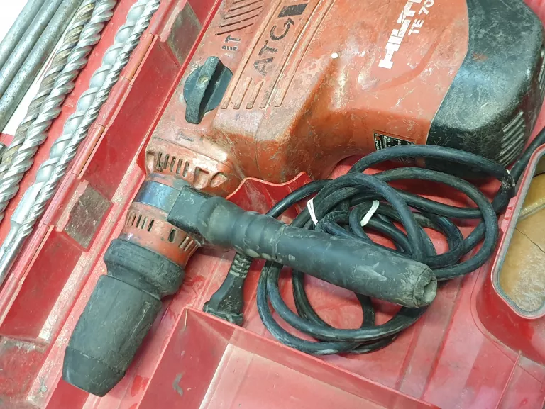 mlot-hilti-te-70-walizka-seria-te-70-avr