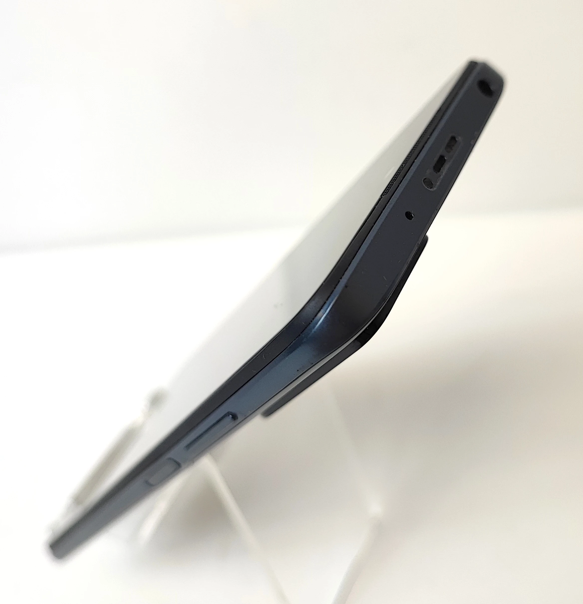 telefon-smartfon-xiaomi-redmi-10-5g-4-gb-64-gb-5g-h0608-864157060857201-przekatna-ekranu-650