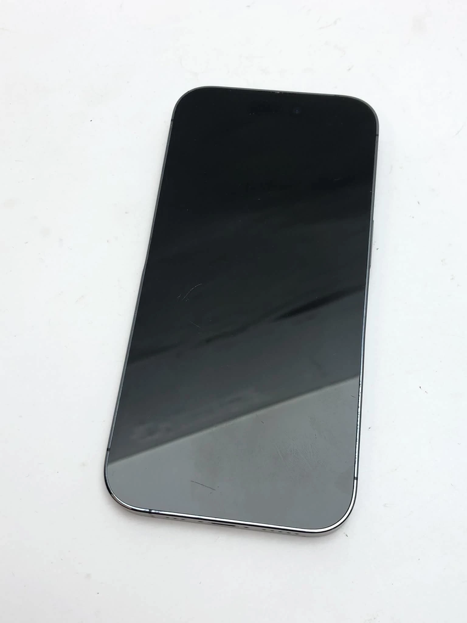 telefon-iphone-14-pro-kpl-wbudowana-pamiec-202869-214185