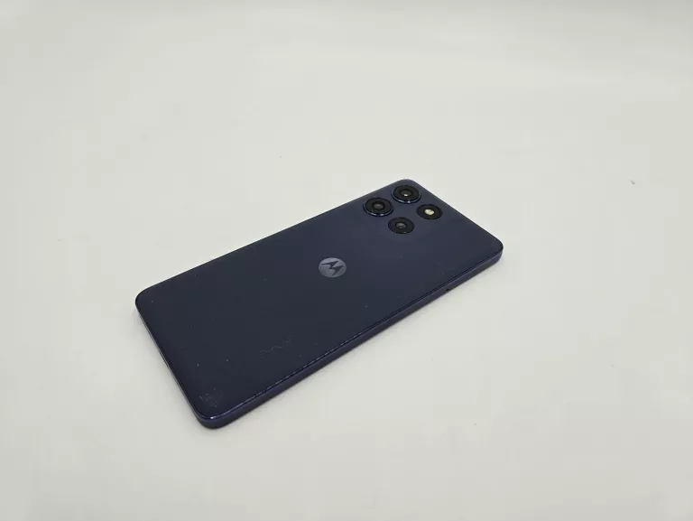 TELEFON MOTOROLA MOTO G86 POWER 5G 12/256GB KOMPLET NO