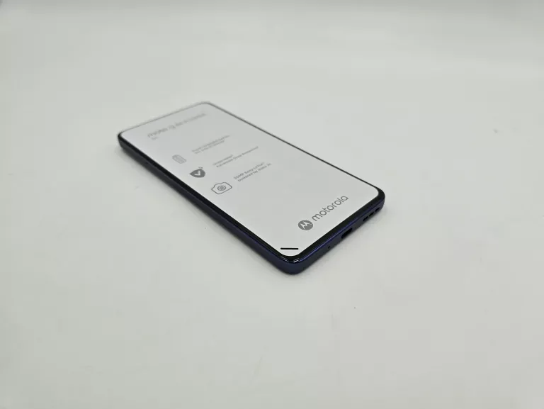TELEFON MOTOROLA MOTO G86 POWER 5G 12/256GB KOMPLET NO